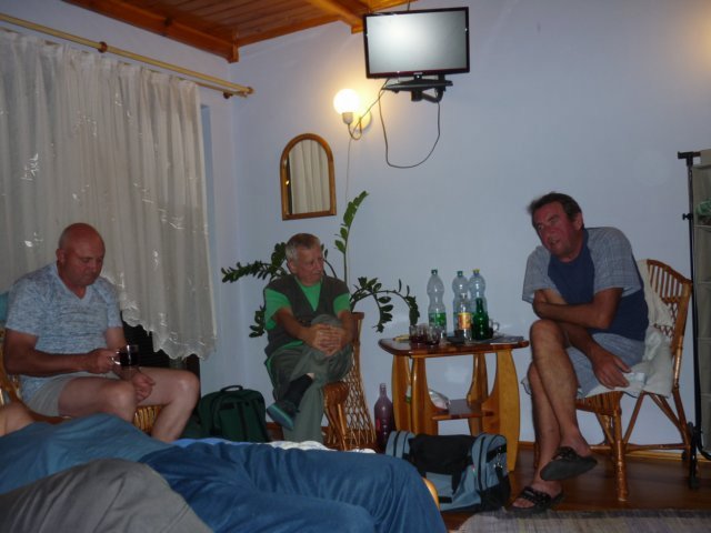 photo105.jpg